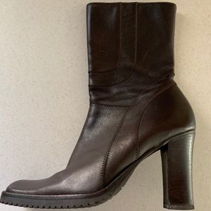 High heel Brazilian ankle boots
